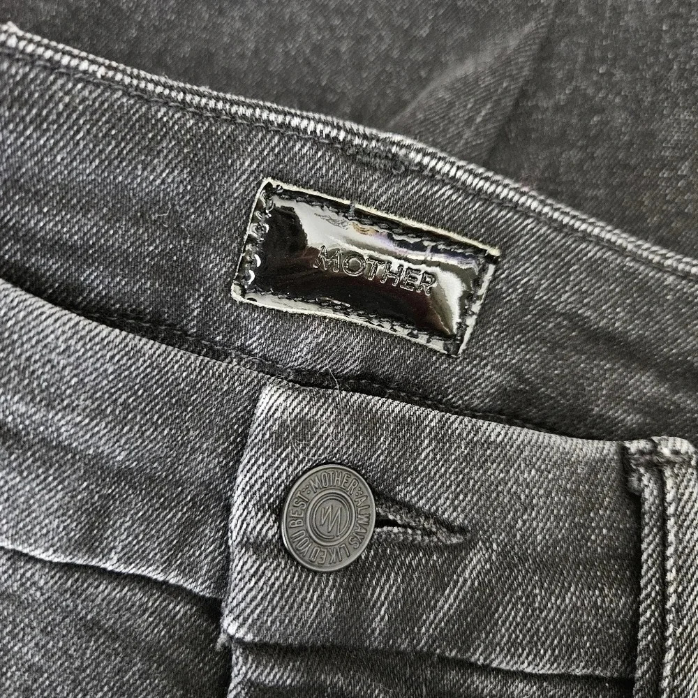 MOTHER The Looker Cropped Jeans Night Hawk Black Mid Rise Raw Hem Denim 25 - Picture 5 of 8